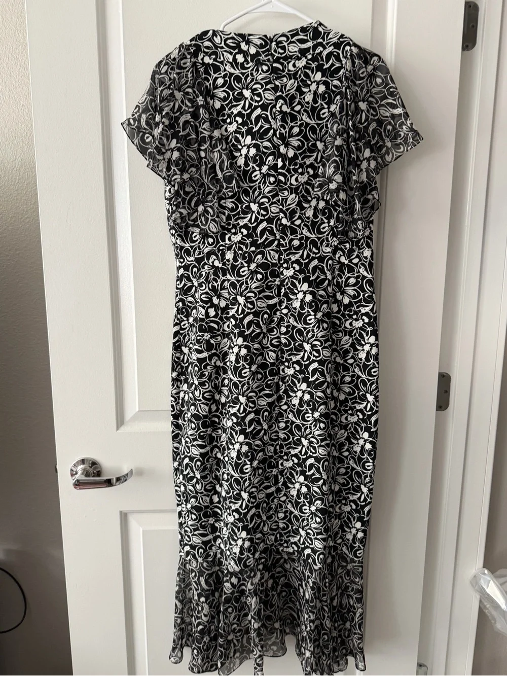 NWot Michael Kors  collection Black and White Floral Midi Dress
